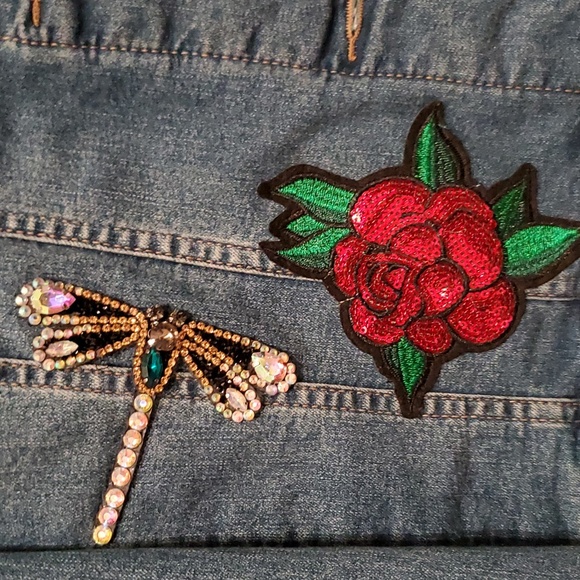 Heart/Eye Jean Jacket - Picture 4 of 7